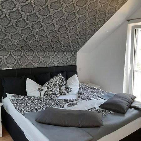 Haus Am Hang; Ferienwohnung Fernblick ชตอลแบร์ก ภายนอก รูปภาพ